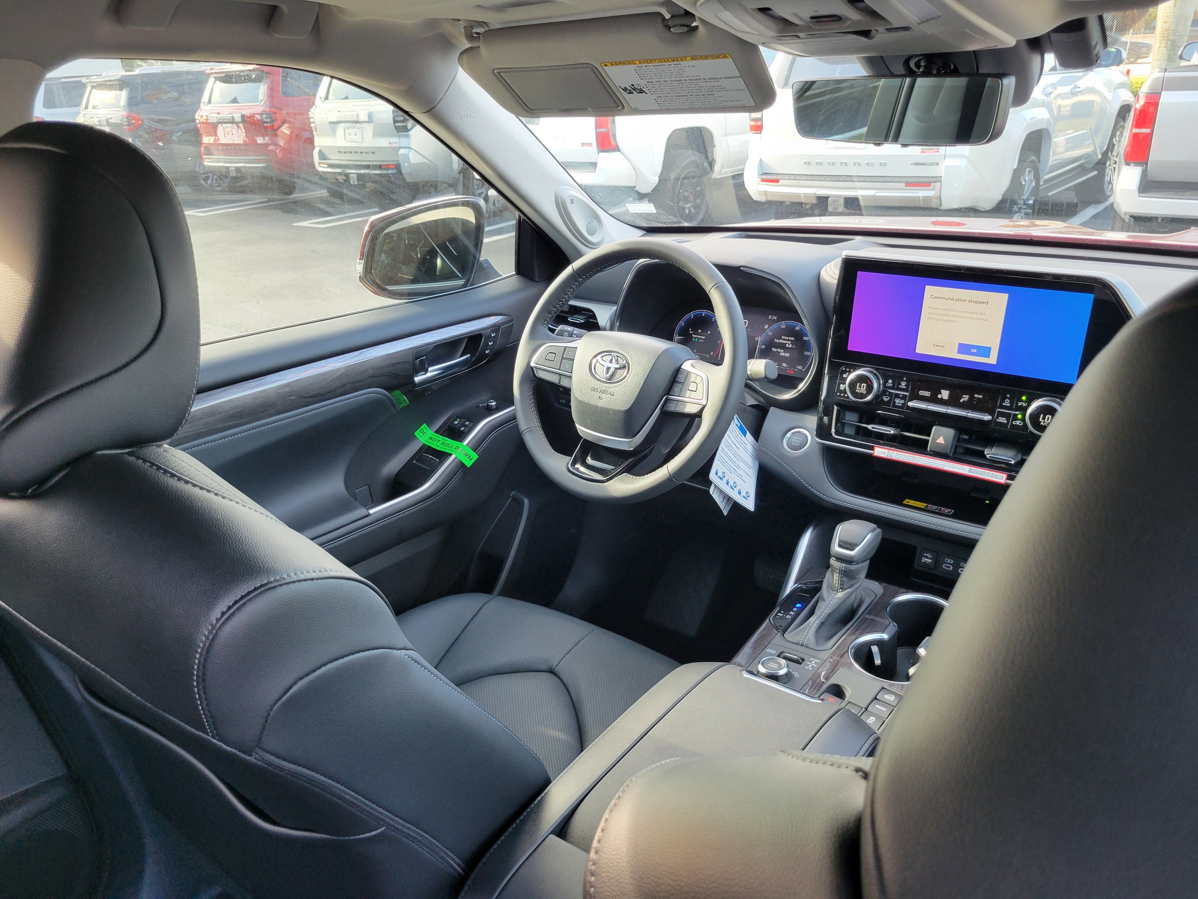 New 2026 Toyota Highlander Platinum AWD/4WD image 15