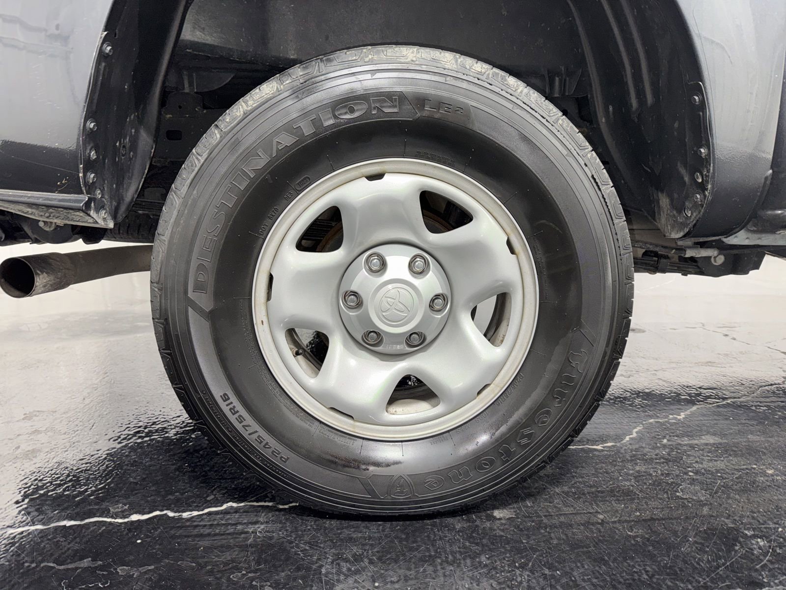 Used 2023 Toyota Tacoma SR image 8