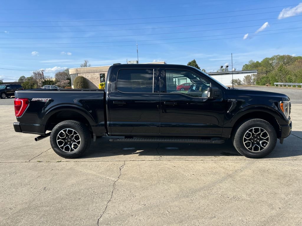 Used 2022 Ford F150 XLT w/ Equipment Group 302A High AWD/4WD image 7