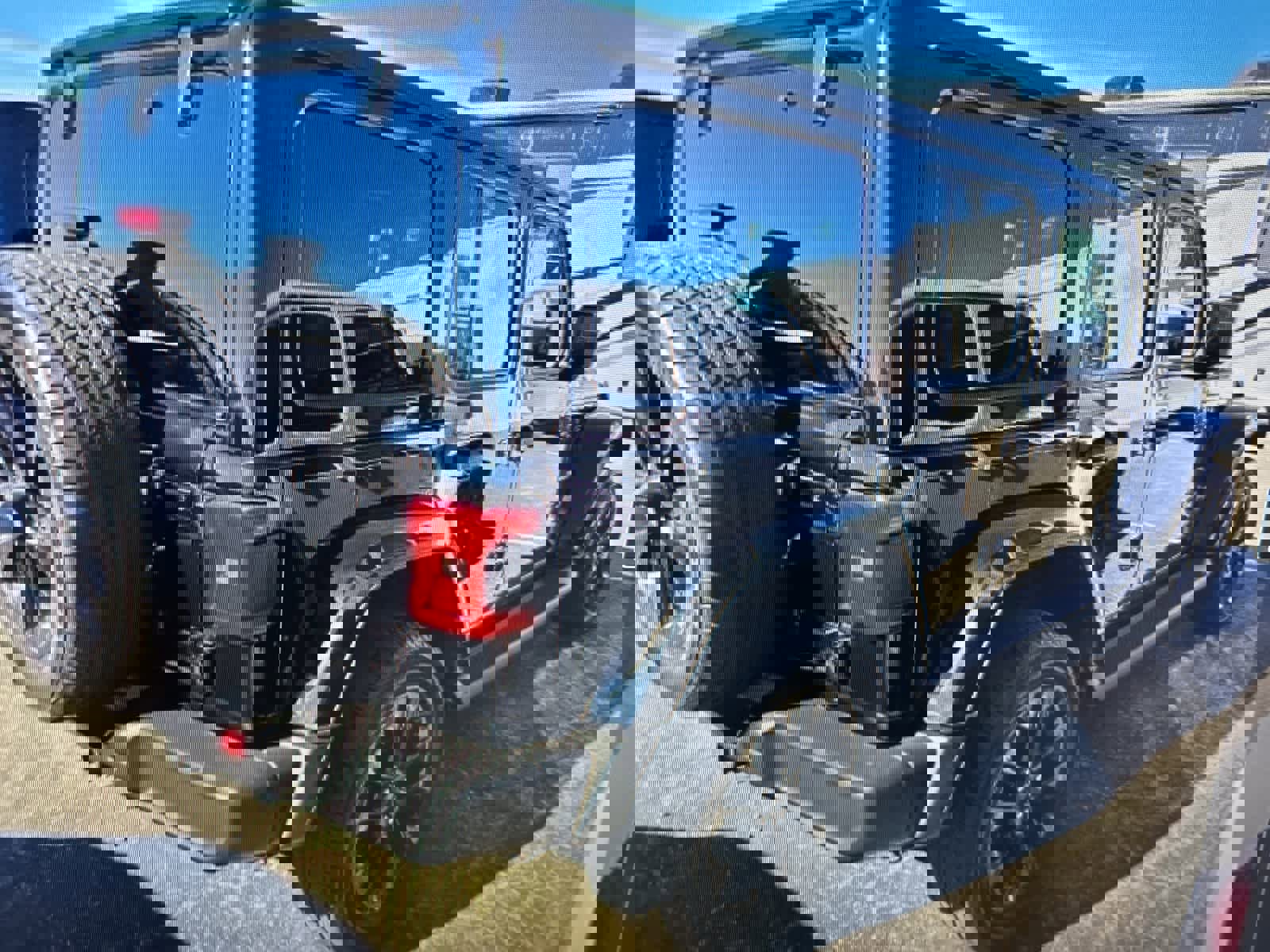 Used 2021 Jeep Wrangler Unlimited Sahara w/ Cold Weather Group image 19