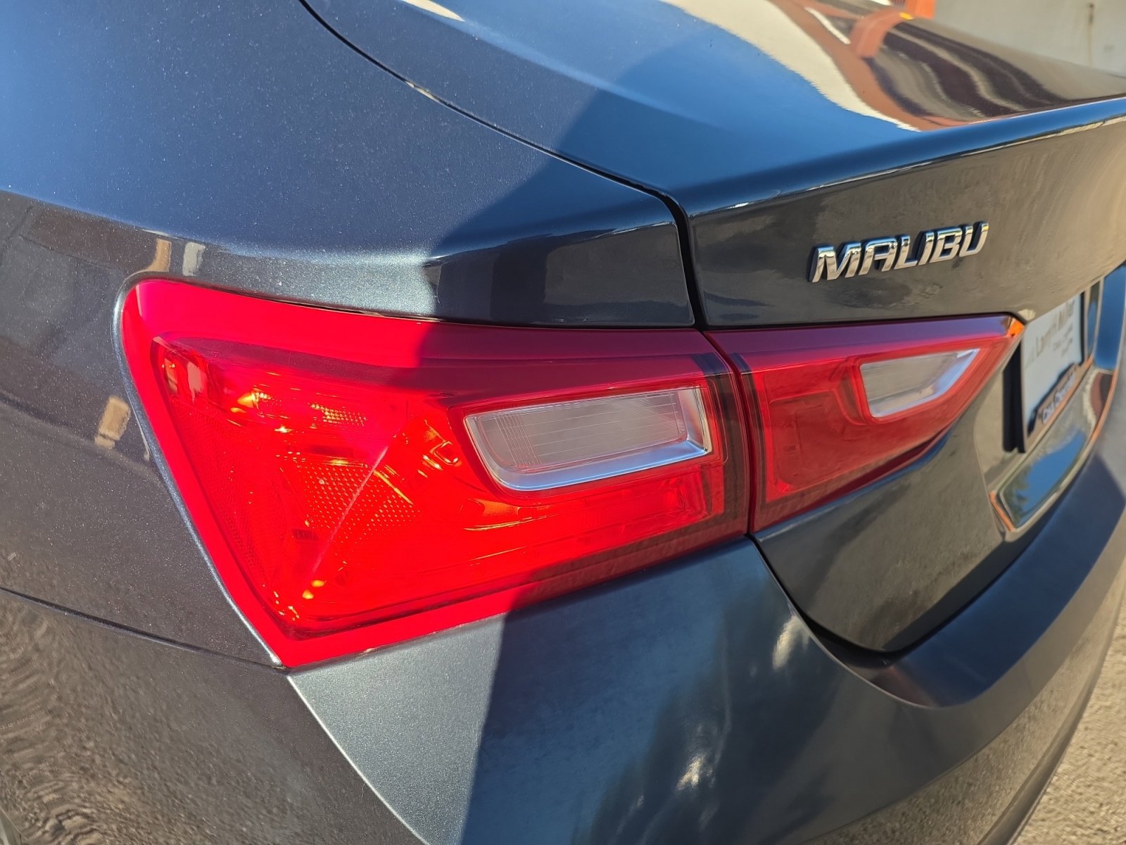 Used 2020 Chevrolet Malibu LS image 19