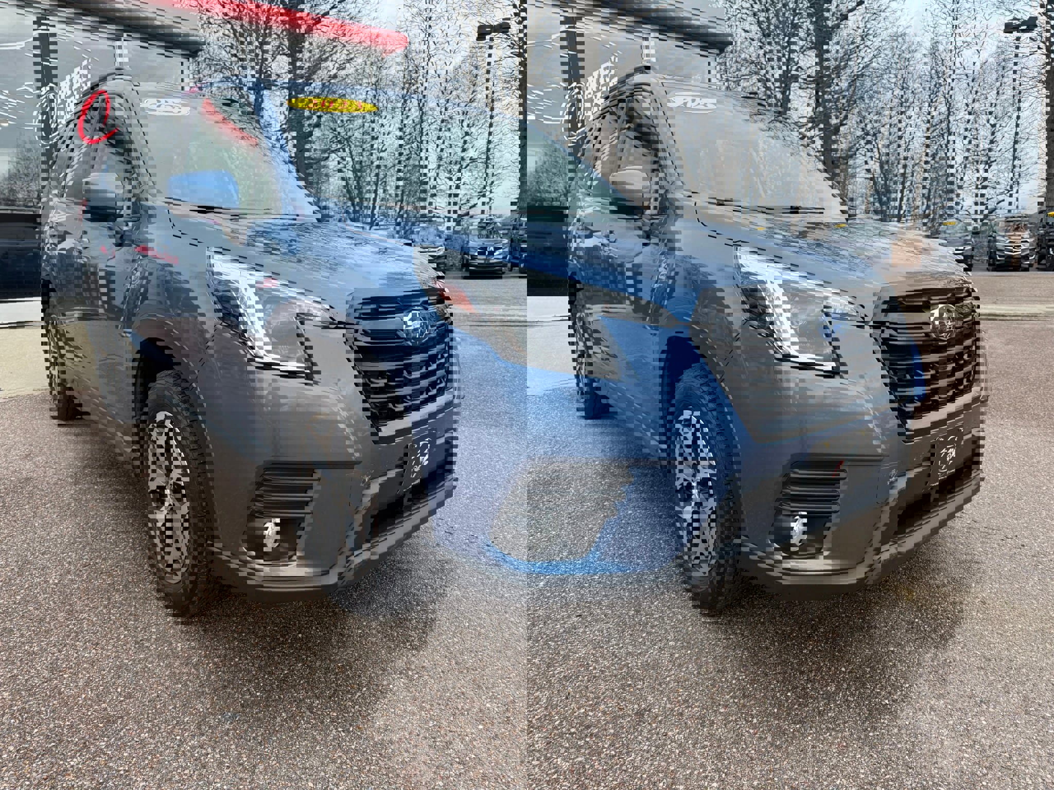 Used 2023 Subaru Forester Premium image 2