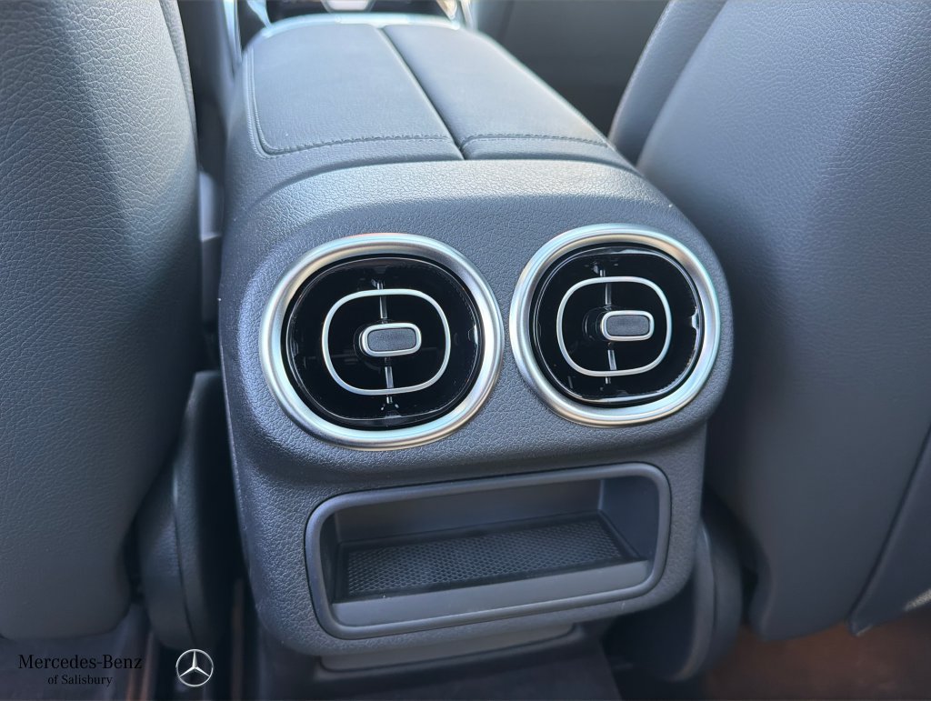 New 2026 Mercedes-Benz GLC 300 4MATIC image 17