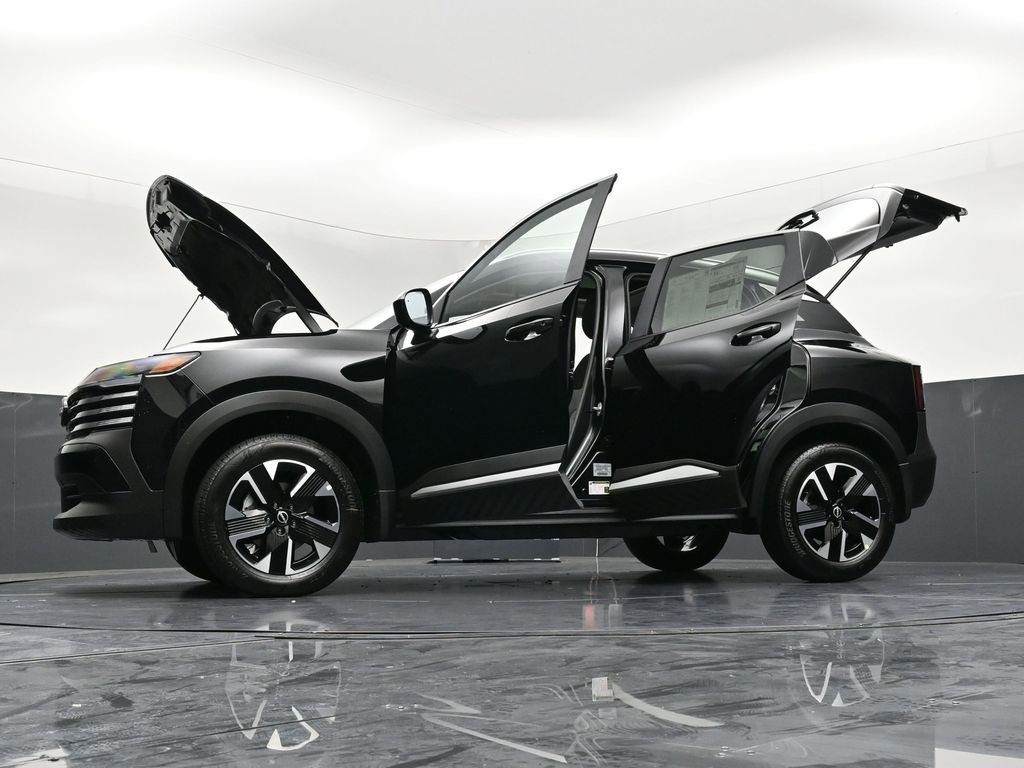 New 2026 Nissan Kicks SV w/ SV Premium Package AWD/4WD image 35