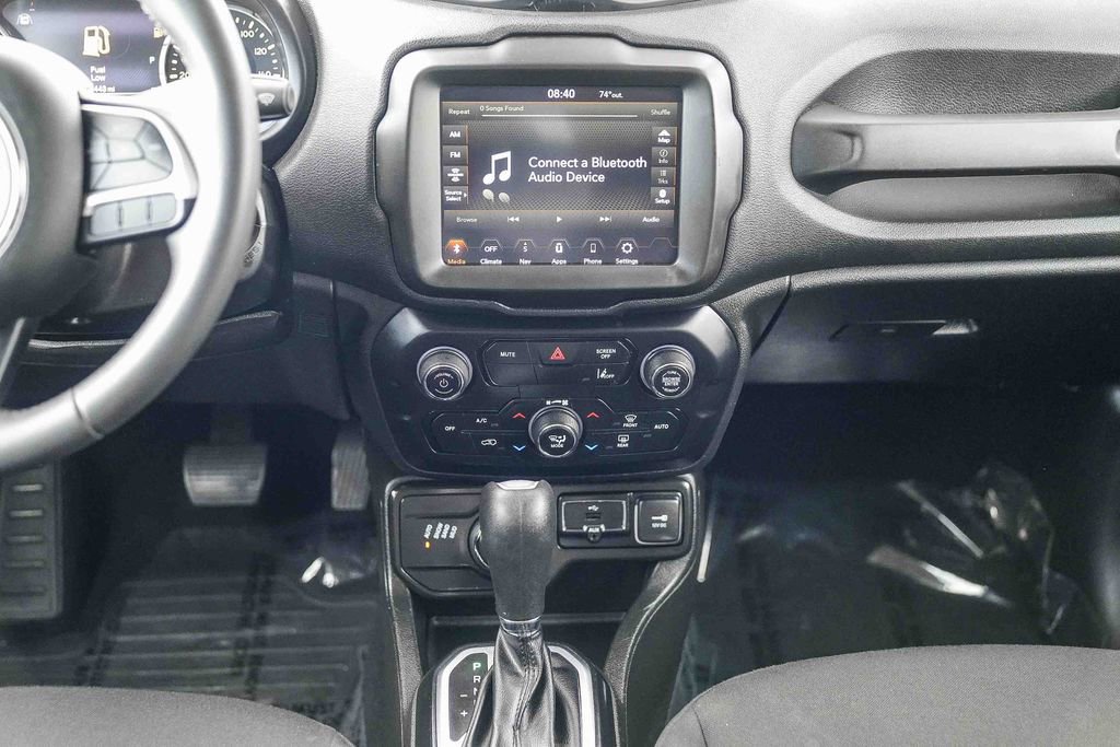 Used 2023 Jeep Renegade Altitude image 14