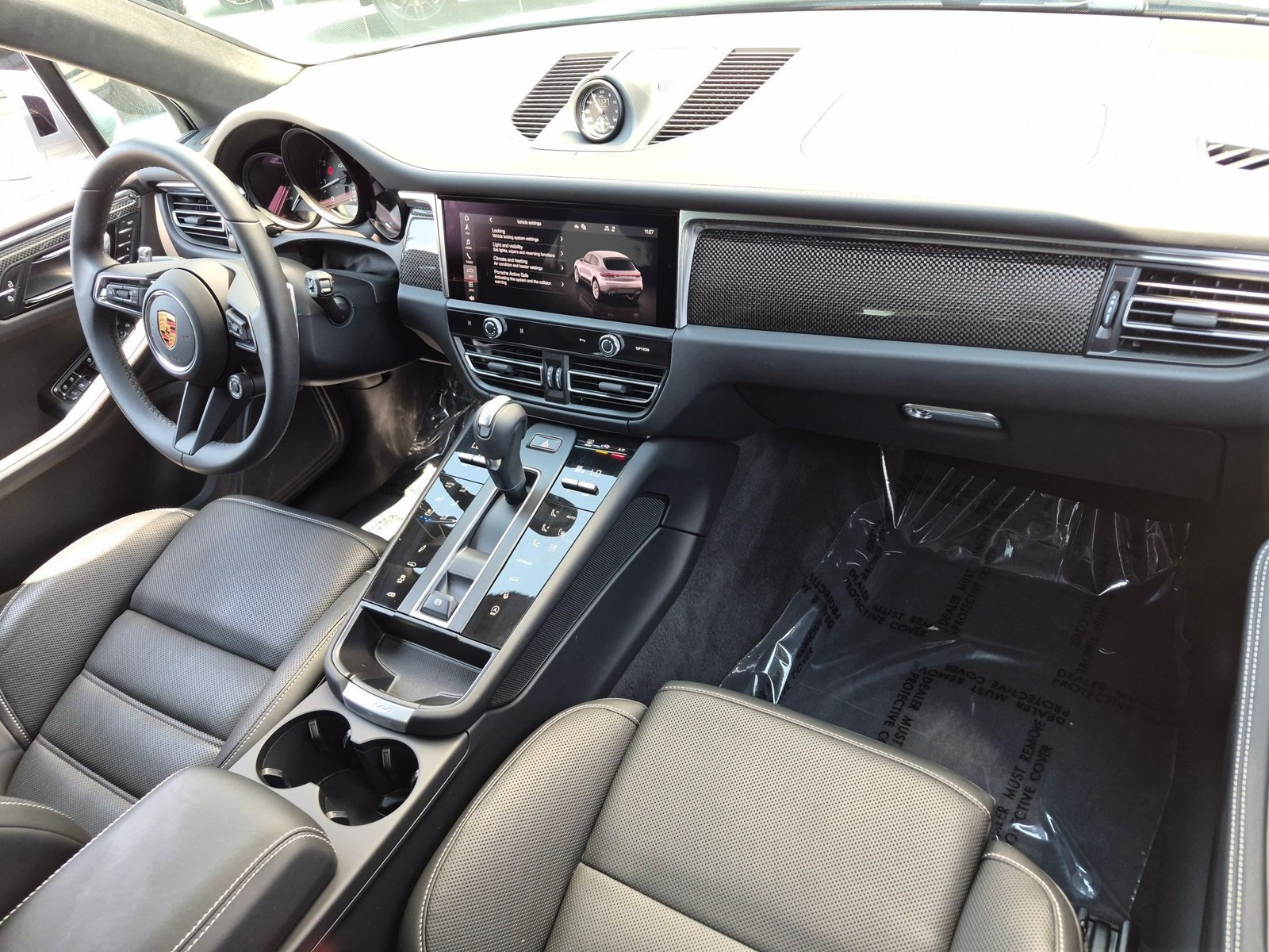 Certified 2026 Porsche Macan GTS AWD/4WD image 26