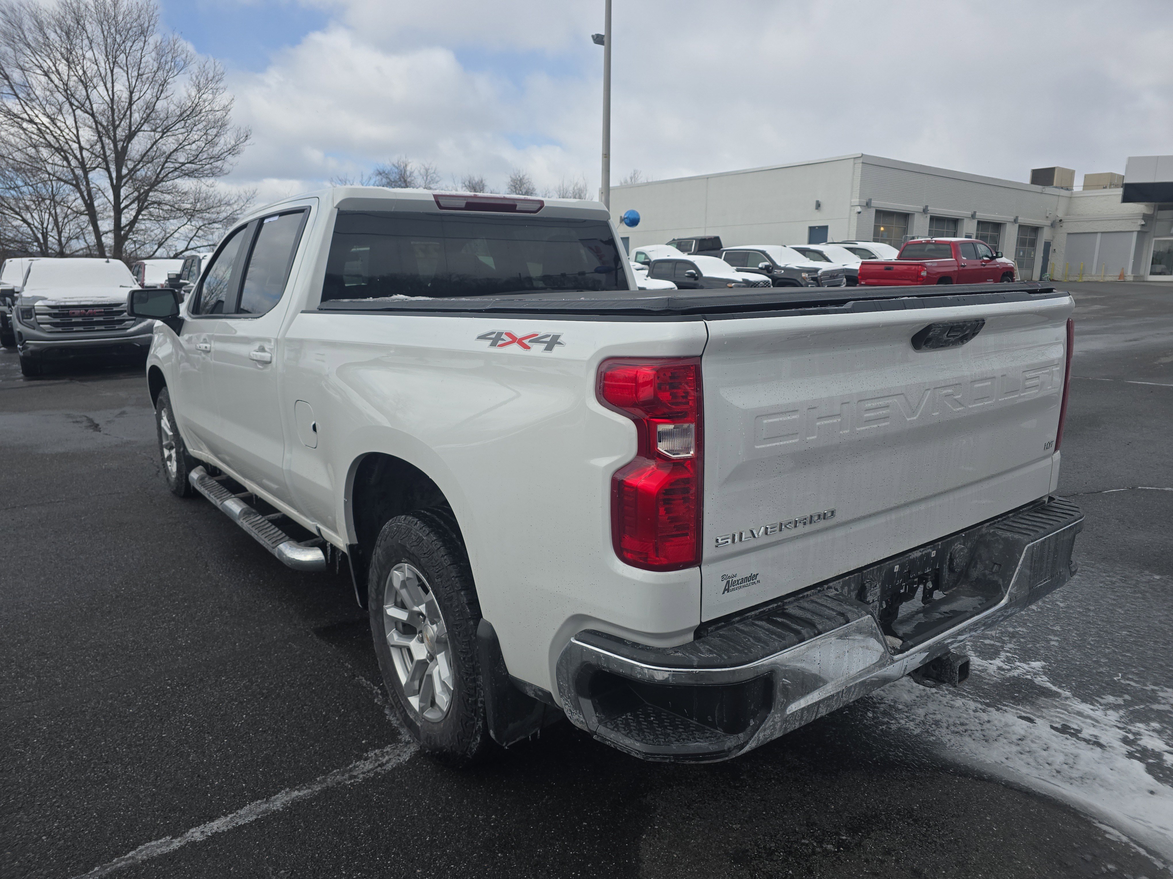Used 2022 Chevrolet Silverado 1500 LT image 7
