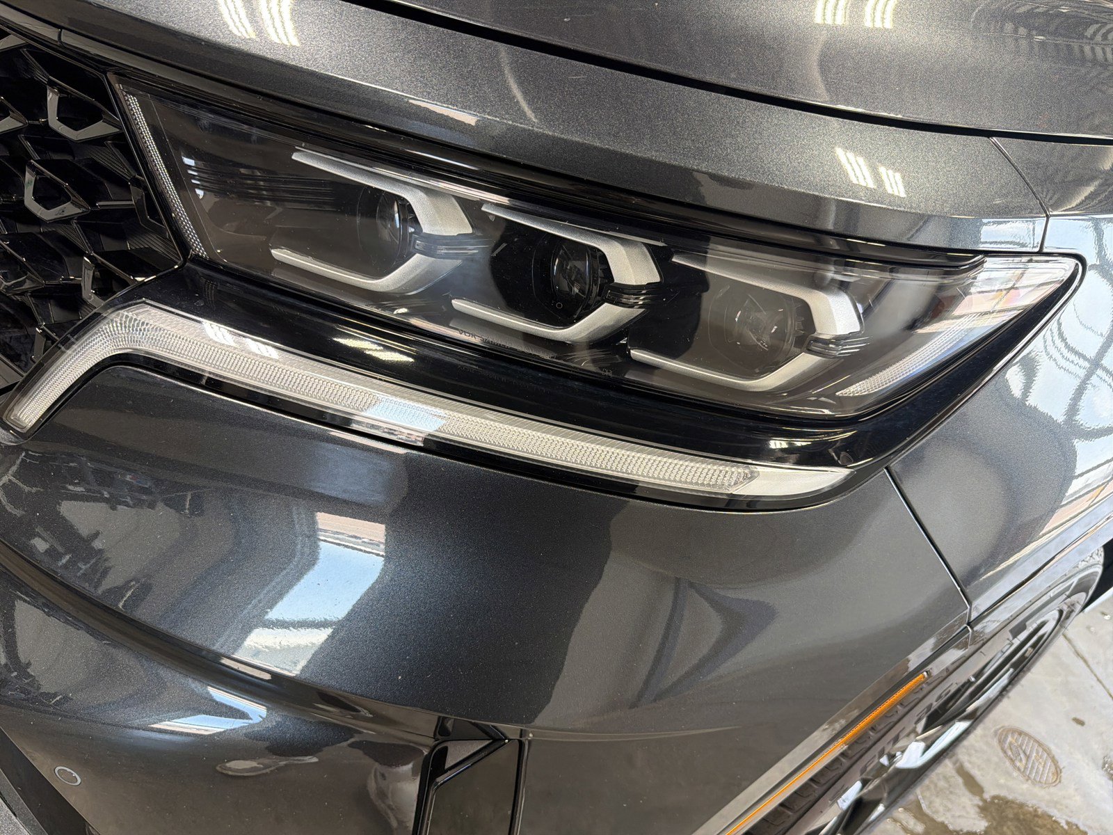 Used 2023 Kia Sorento SX AWD/4WD image 16