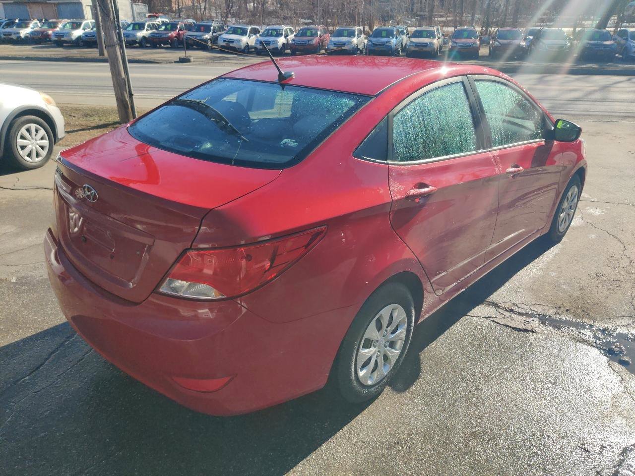 Used 2016 Hyundai Accent SE image 6