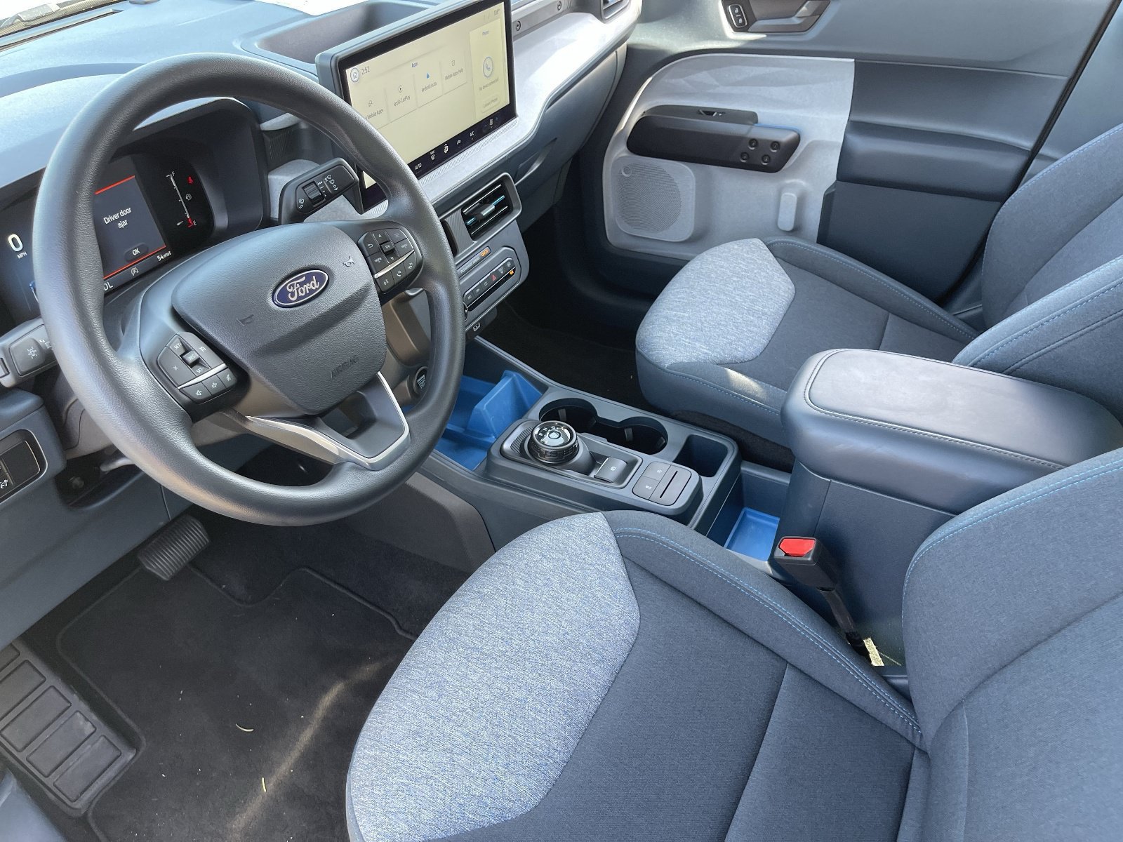 Used 2025 Ford Maverick XLT w/ Equipment Group 302A AWD/4WD image 19