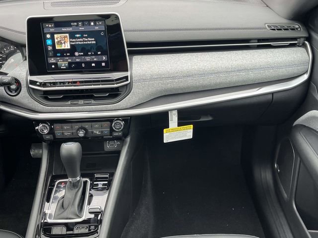 New 2026 Jeep Compass Latitude image 16