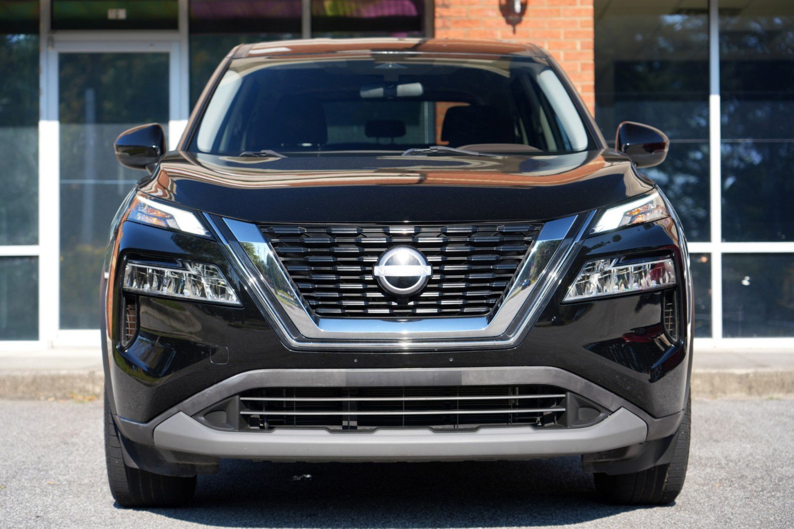 Used 2022 Nissan Rogue SV AWD/4WD image 6