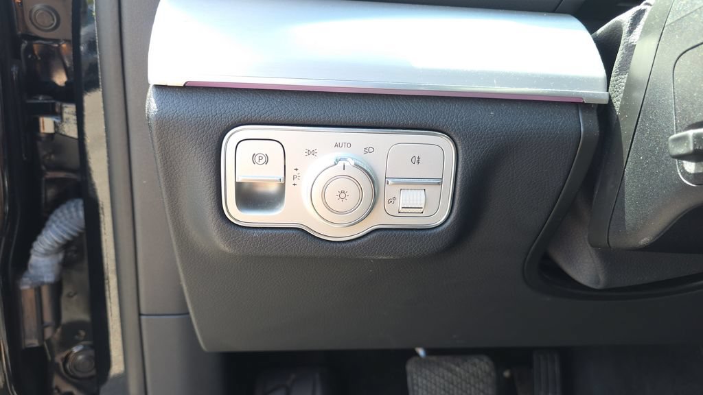 Used 2021 Mercedes-Benz GLE 350 image 13