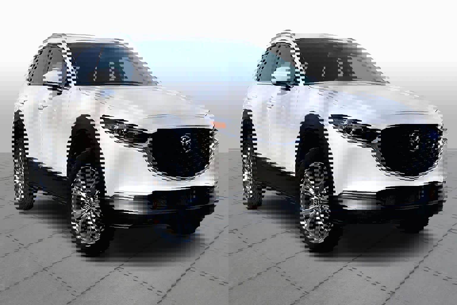 Used 2022 MAZDA CX-30 AWD 2.5 S w/ Premium Package image 2