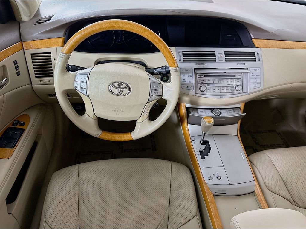 Used 2007 Toyota Avalon Limited FWD image 3