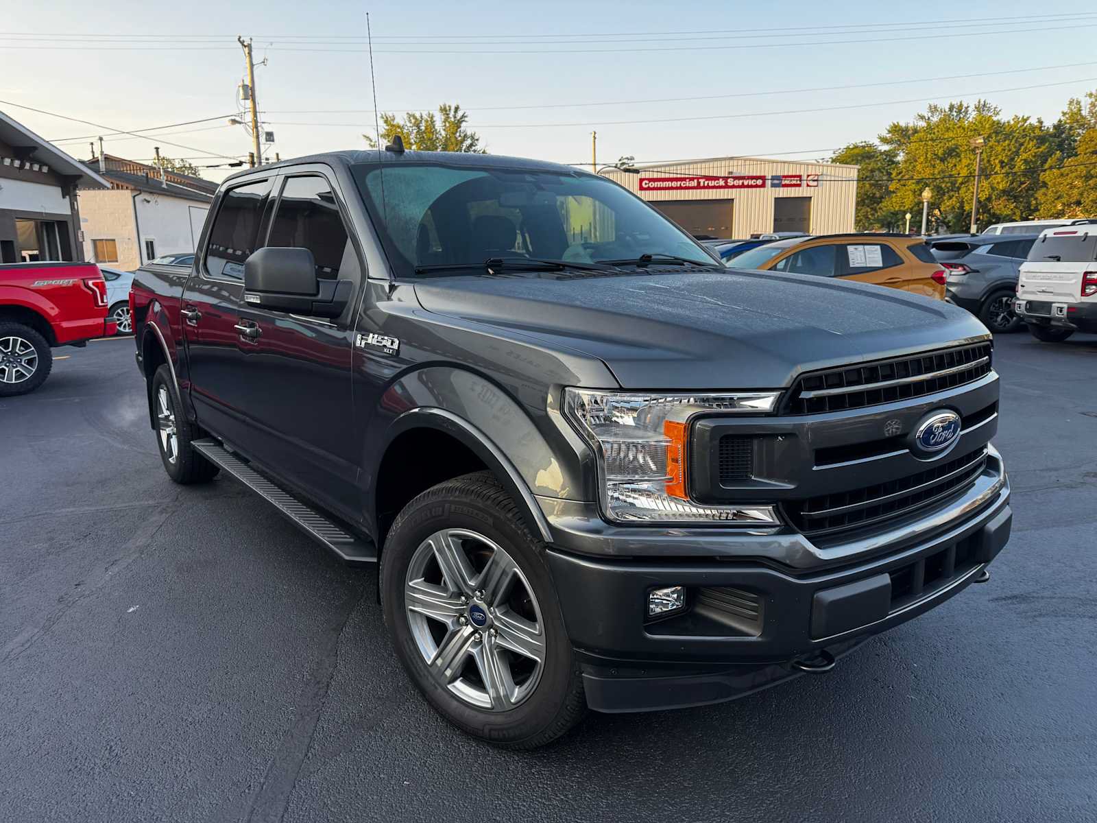 Used 2019 Ford F150 XLT w/ Equipment Group 302A Luxury AWD/4WD image 16