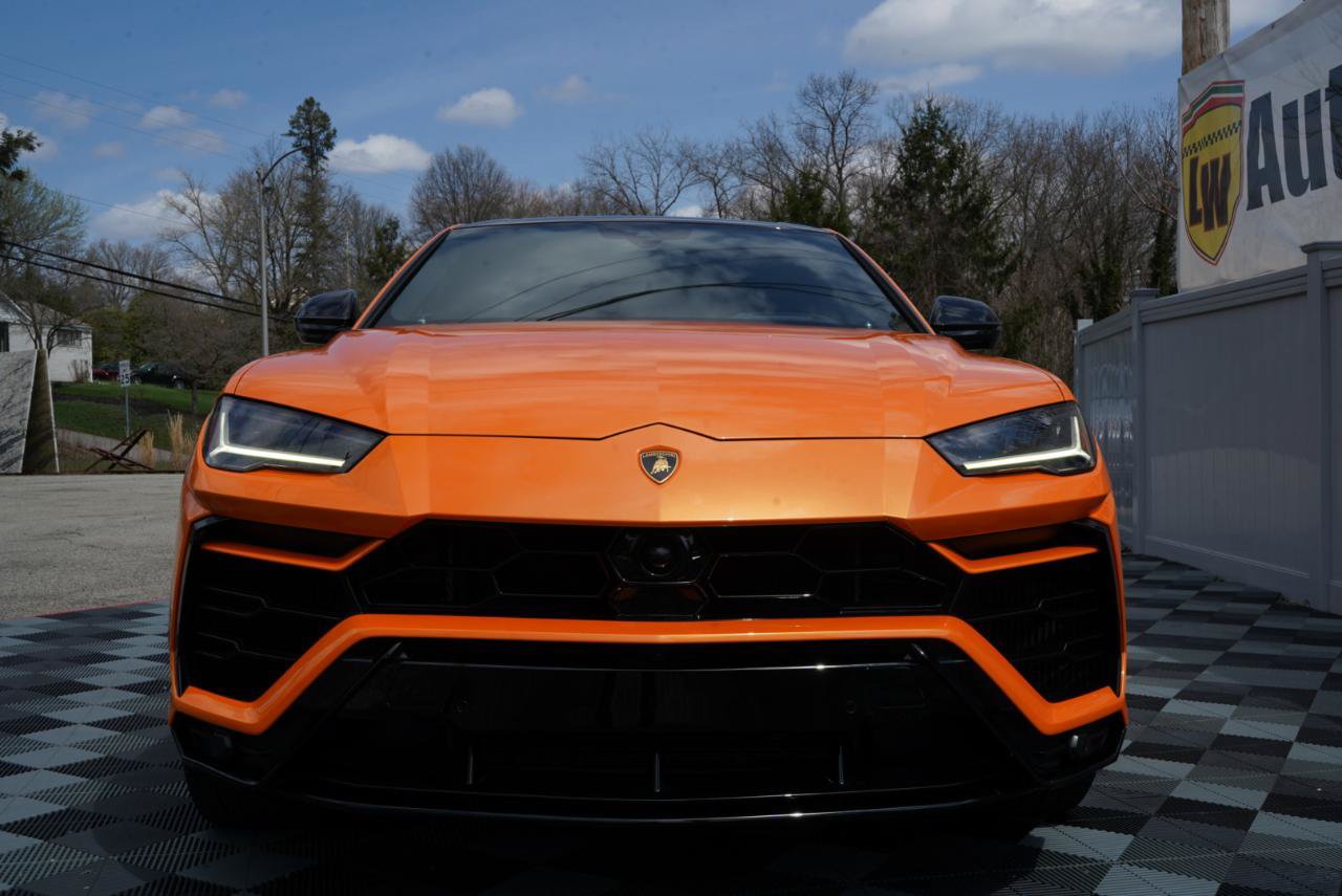 Used 2022 Lamborghini Urus AWD/4WD image 15