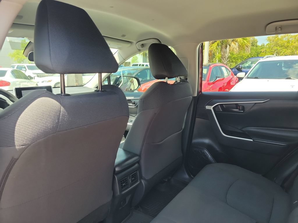 Used 2024 Toyota RAV4 LE FWD image 25