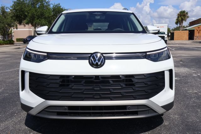 Certified 2026 Volkswagen Tiguan S FWD image 2