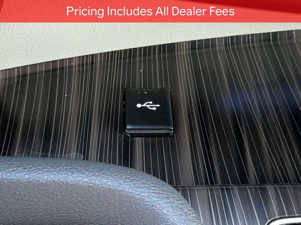 Certified 2023 Toyota Sienna Limited FWD image 26