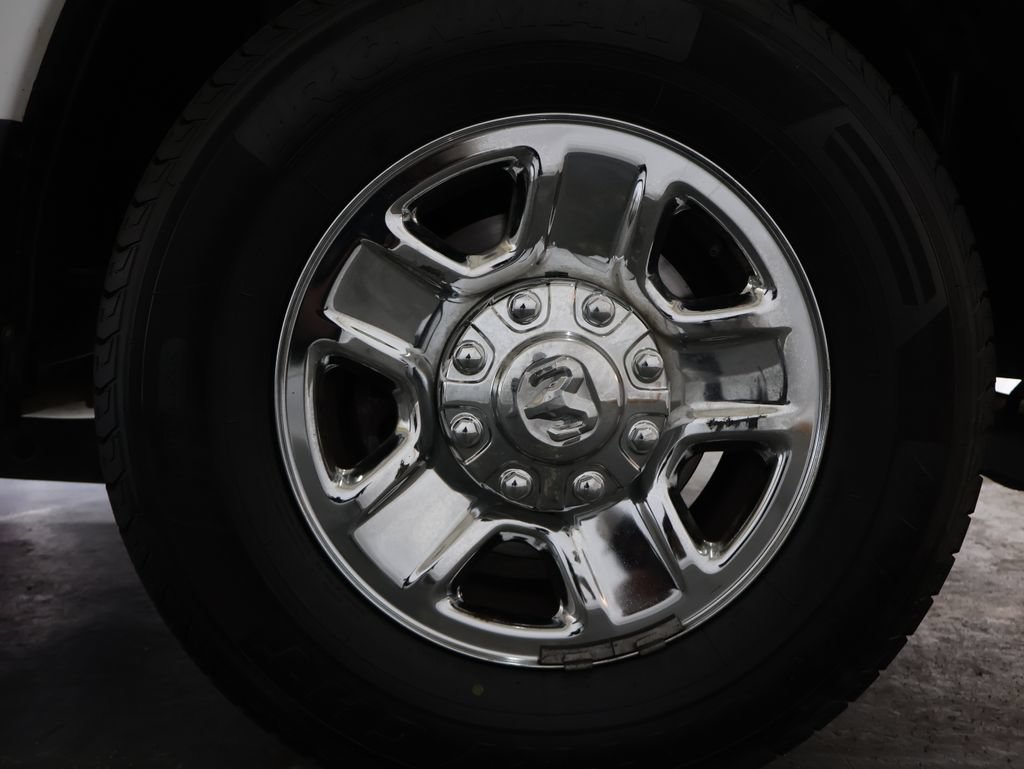 Used 2020 RAM 2500 Tradesman w/ Chrome Appearance Group RWD image 34