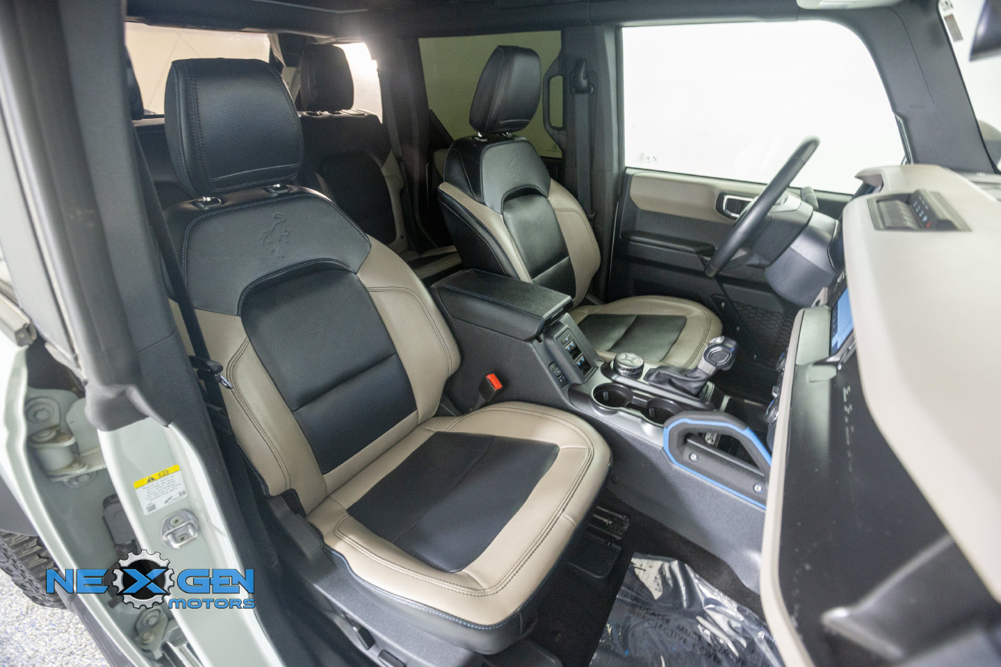 Used 2024 Ford Bronco Wildtrak AWD/4WD image 10