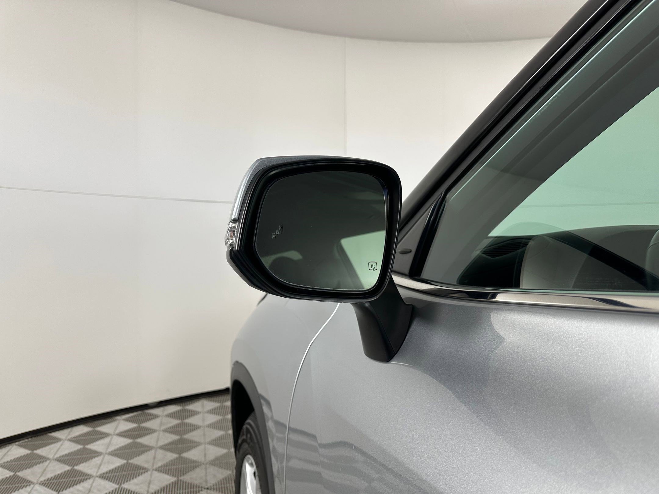 Used 2024 Toyota Highlander LE image 22