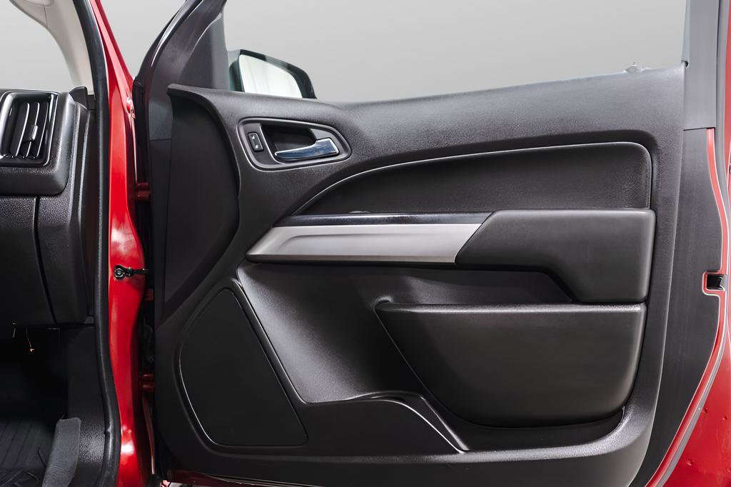 Used 2017 Chevrolet Colorado ZR2 image 38