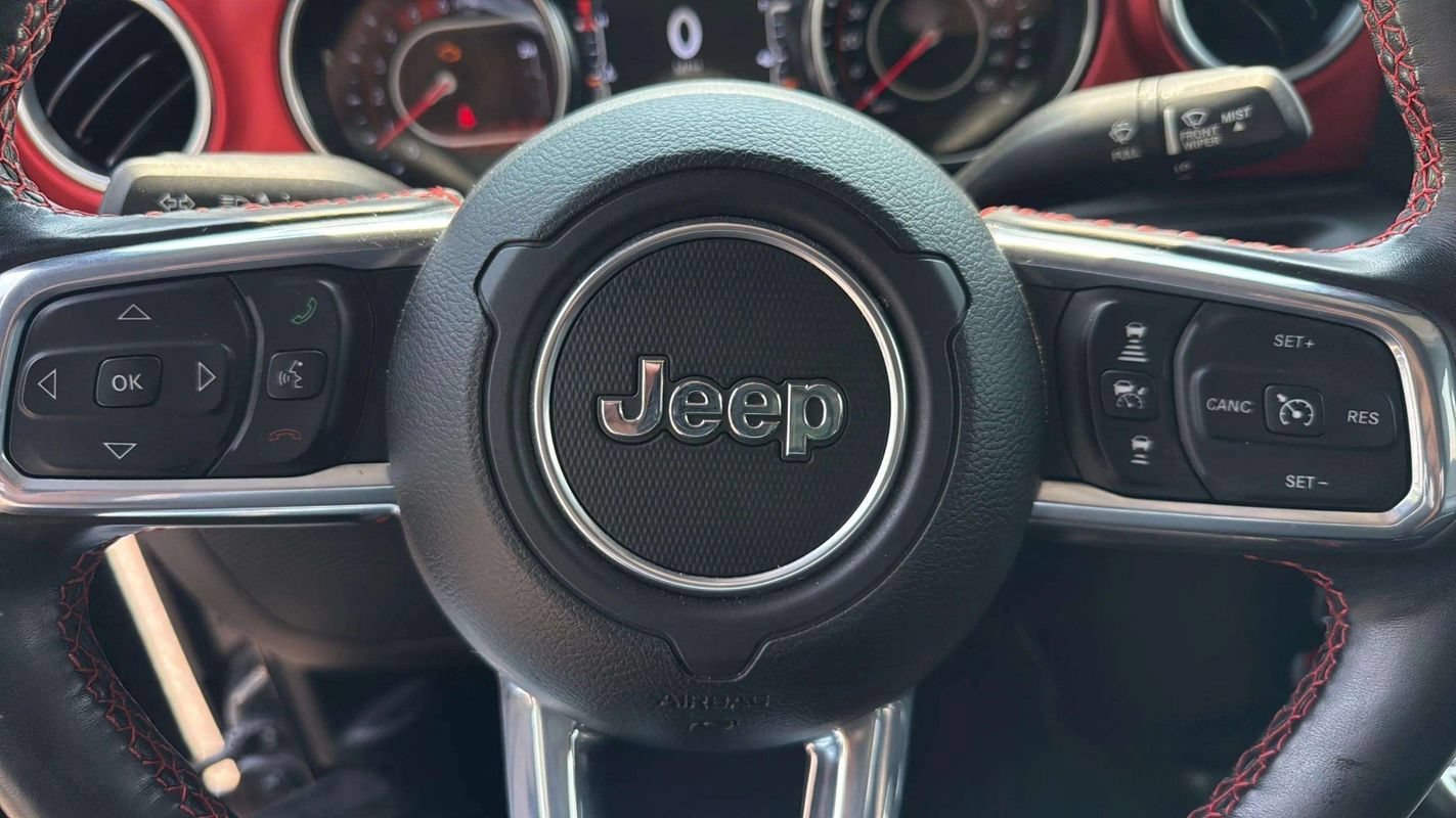 Used 2021 Jeep Gladiator Rubicon AWD/4WD image 10