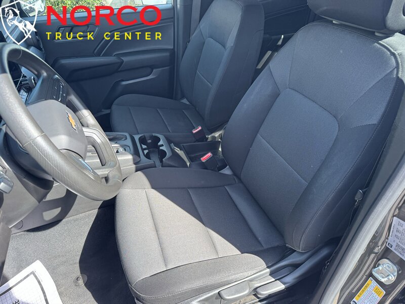 Used 2023 Chevrolet Colorado W/T RWD image 15