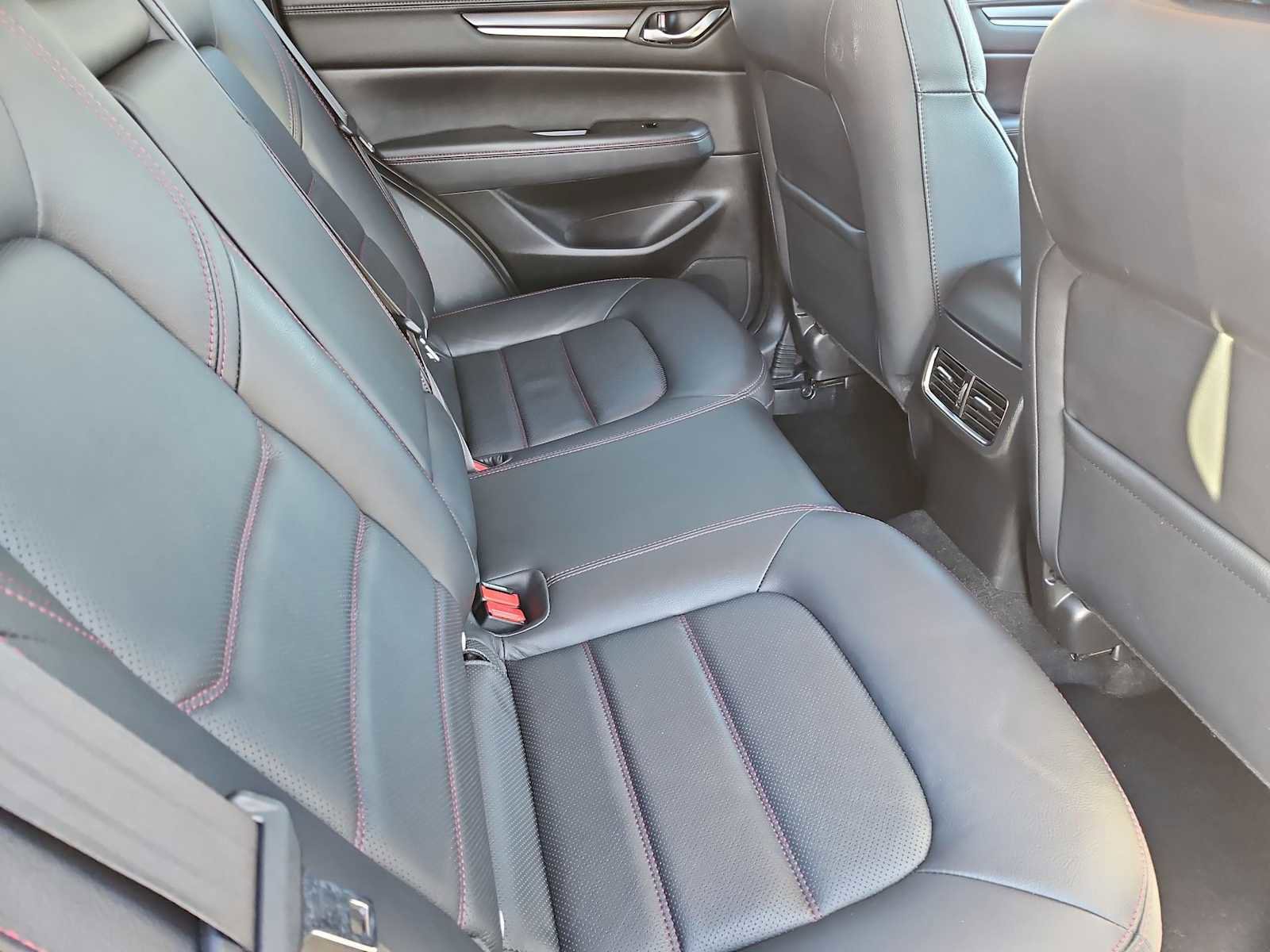 Used 2021 MAZDA CX-5 Carbon Edition image 19