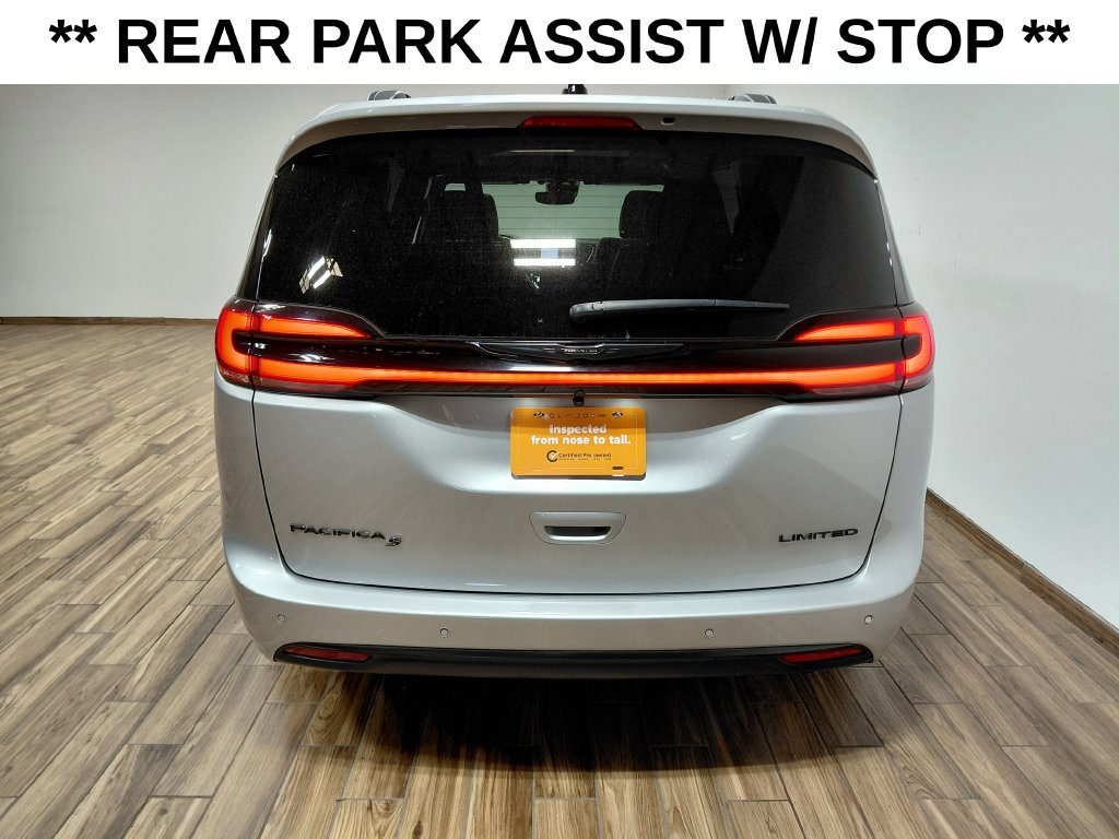 Certified 2026 Chrysler Pacifica Limited w/ S Appearance Package FWD image 7