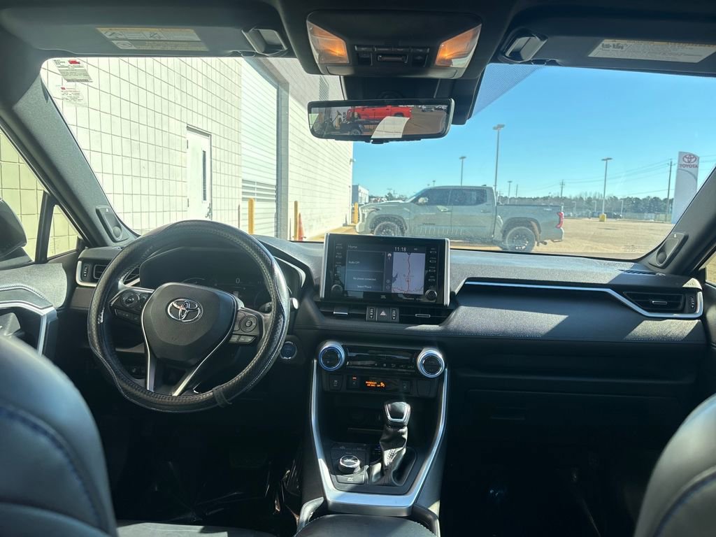 Used 2020 Toyota RAV4 XSE image 29