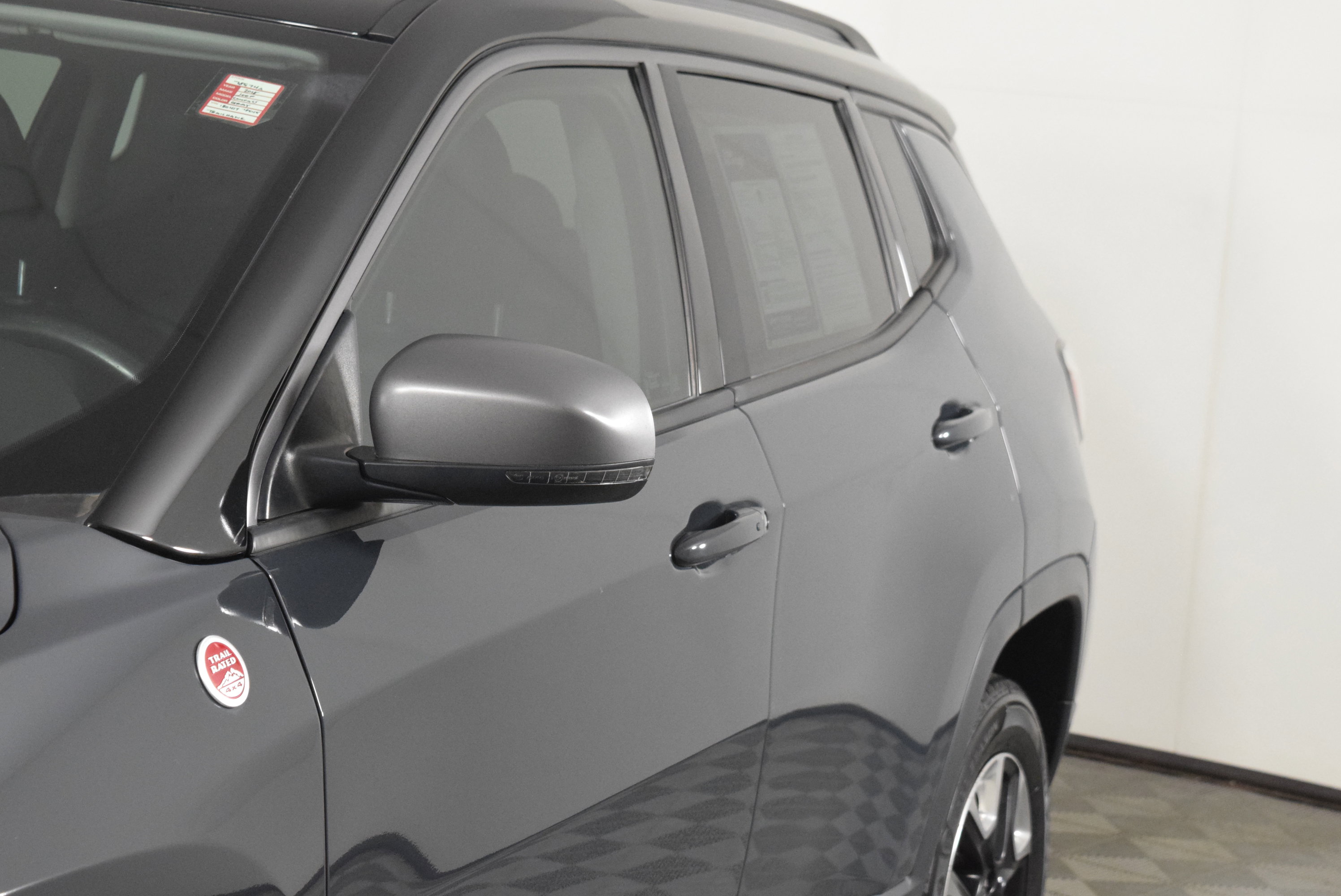 Used 2018 Jeep Compass Trailhawk w/ Navigation Group image 13