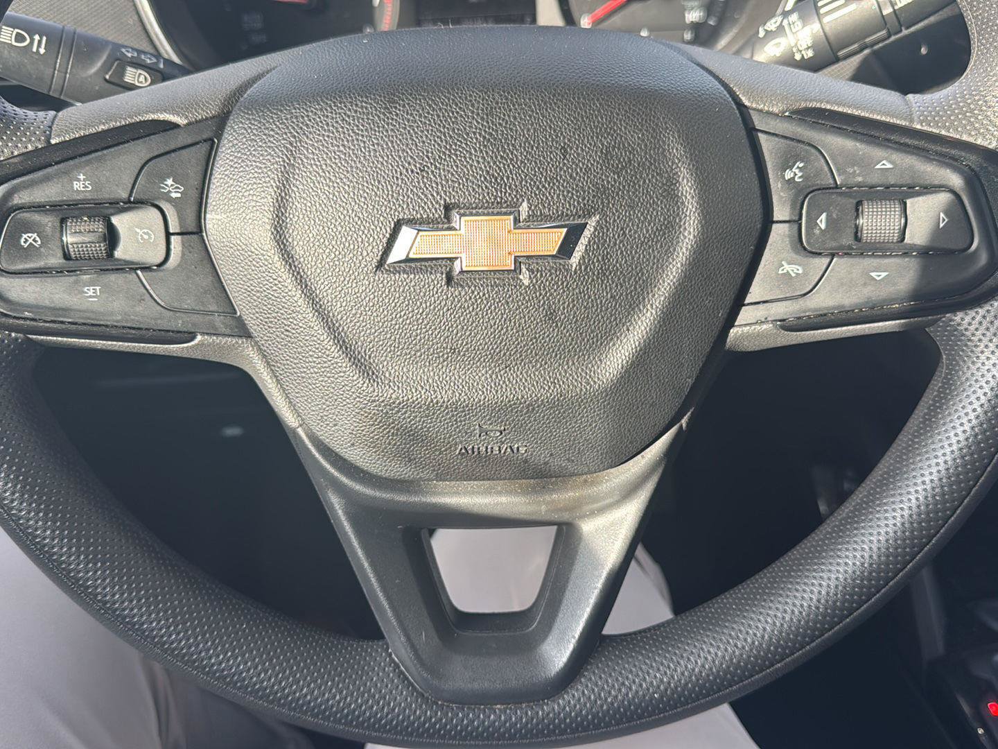 Used 2022 Chevrolet TrailBlazer LT w/ Convenience Package FWD image 12