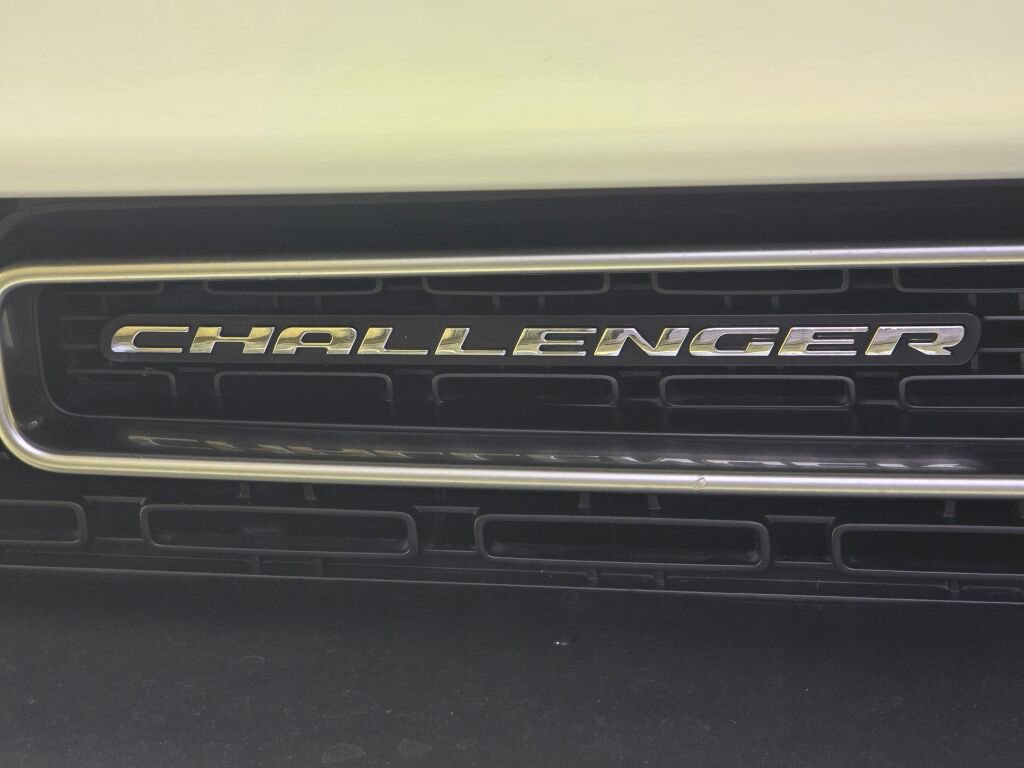 Used 2018 Dodge Challenger R/T Scat Pack w/ Driver Convenience Group image 12