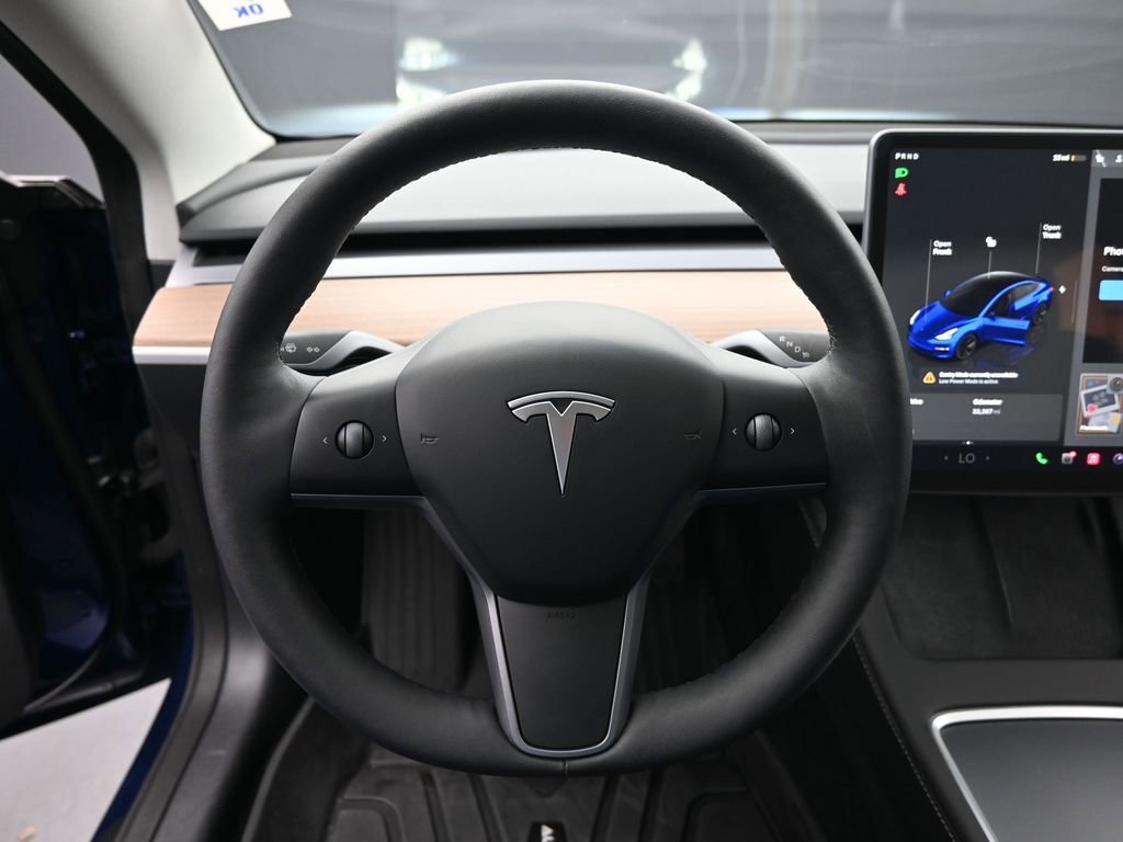 Used 2023 Tesla Model 3 Standard Range image 22