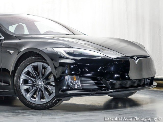 Used 2020 Tesla Model S Long Range image 2