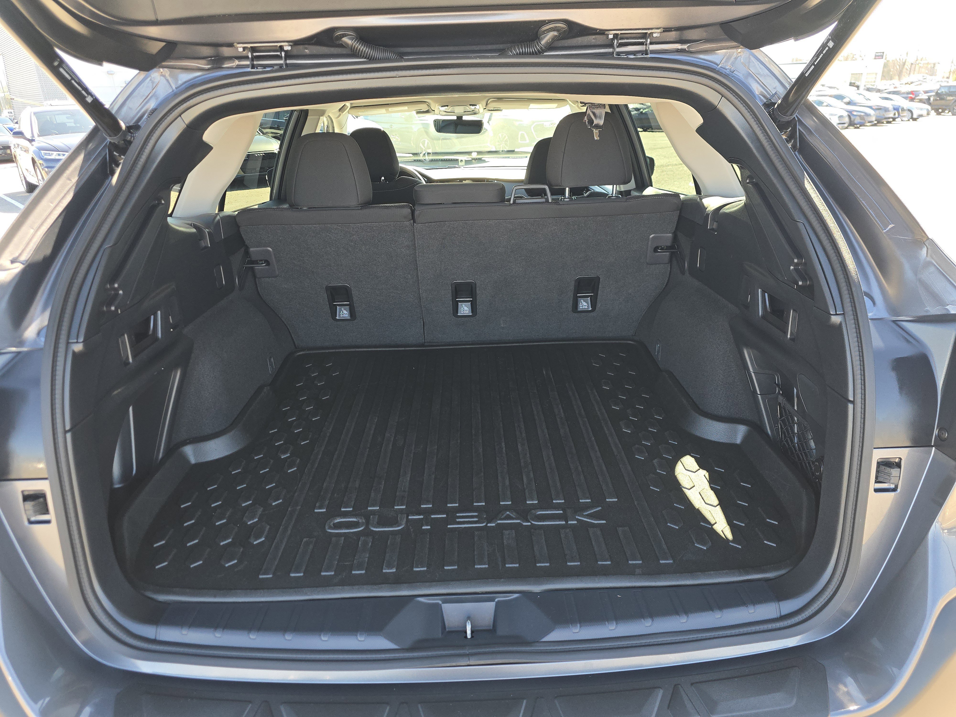 Certified 2025 Subaru Outback Premium w/ Popular Package #1A image 15