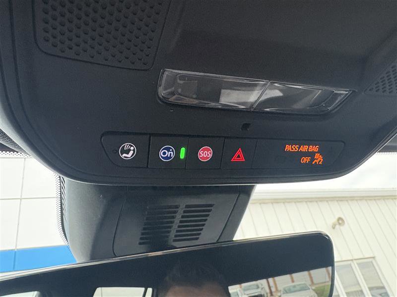 Used 2025 Chevrolet Equinox LT w/ Convenience Package II image 16