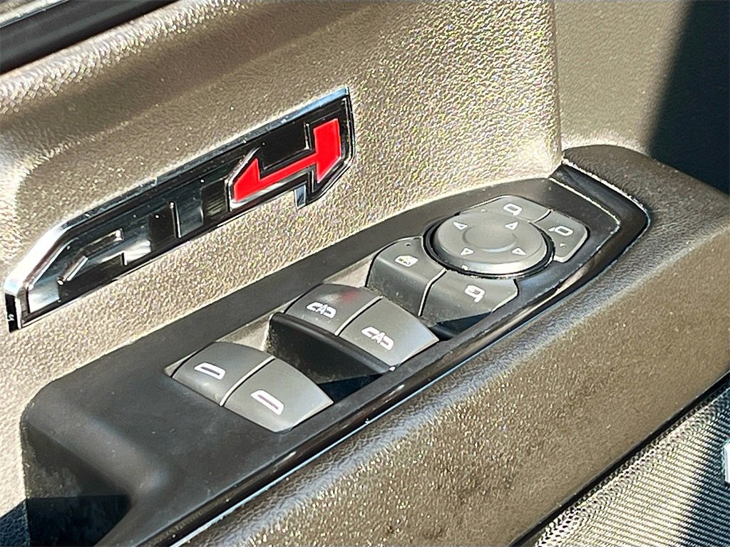 Used 2024 GMC Sierra 1500 AT4 image 18