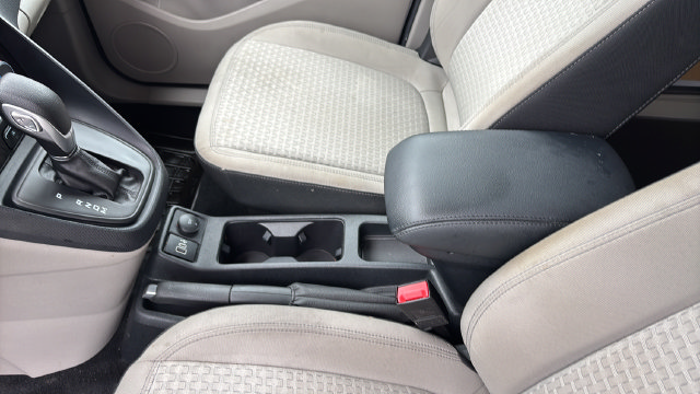 Used 2023 Ford Transit Connect XLT FWD image 20