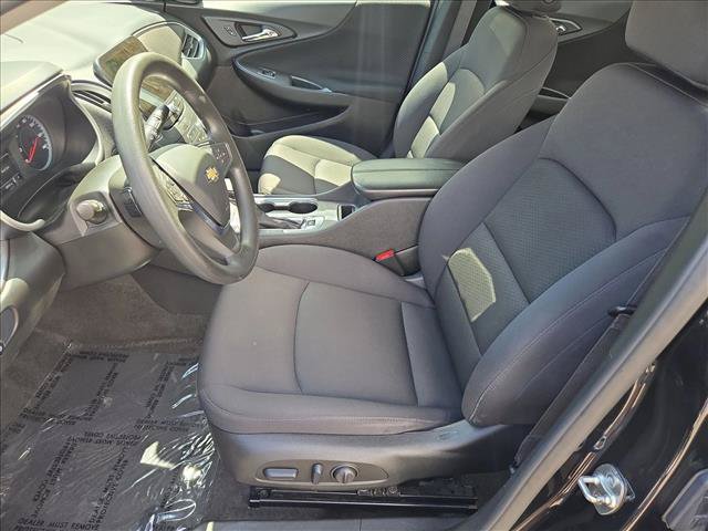 Used 2025 Chevrolet Malibu LT FWD image 15