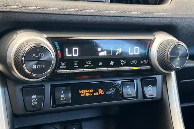 Certified 2022 Toyota RAV4 XLE w/ XLE Grade Weather Package AWD/4WD image 22