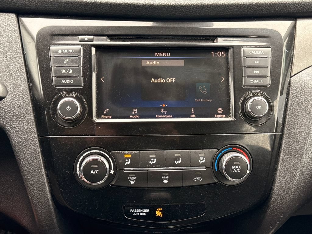 Used 2020 Nissan Rogue Sport S FWD image 34