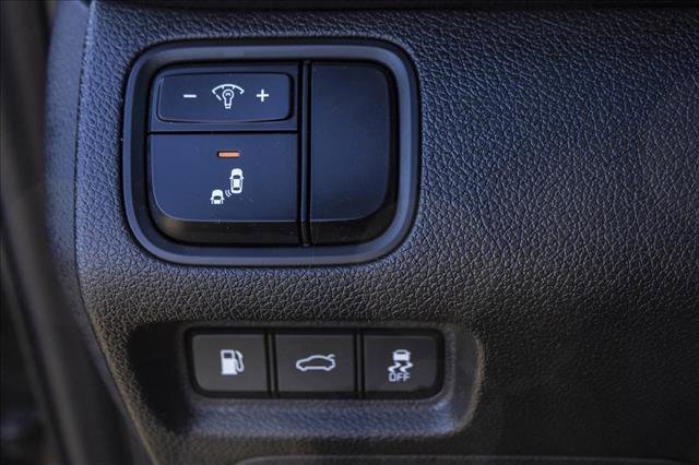 Used 2017 Kia Optima LX w/ Technology Package image 13