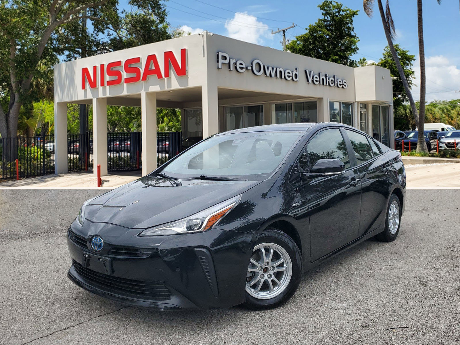 Used 2020 Toyota Prius LE