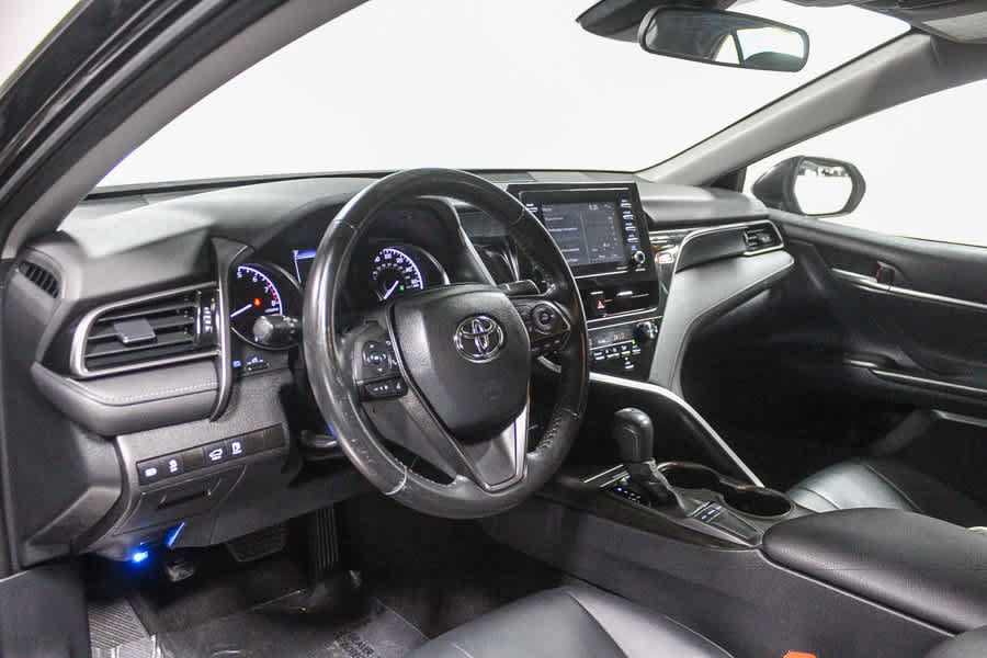Used 2023 Toyota Camry SE FWD image 18