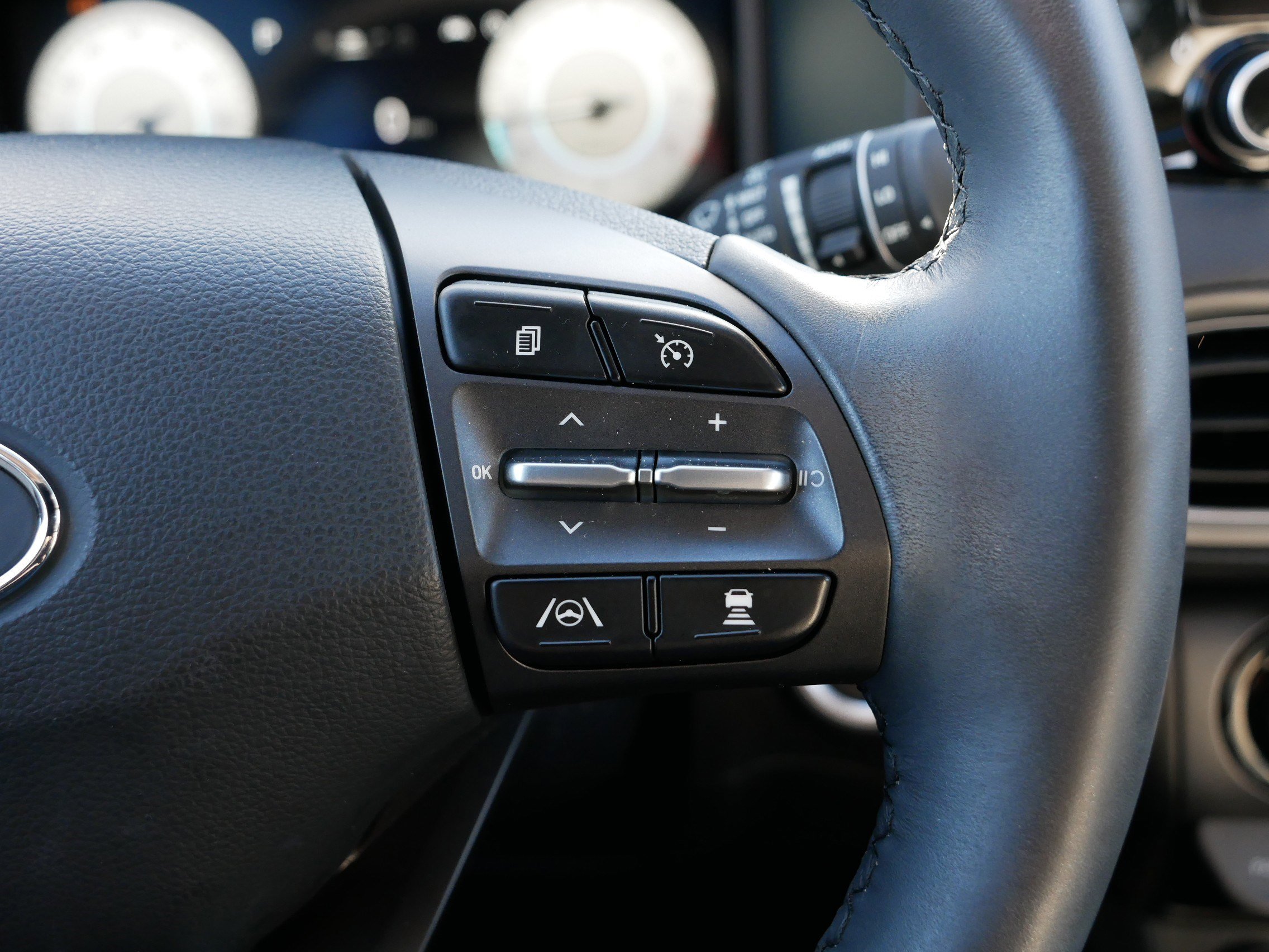 Certified 2023 Hyundai Kona Limited image 30