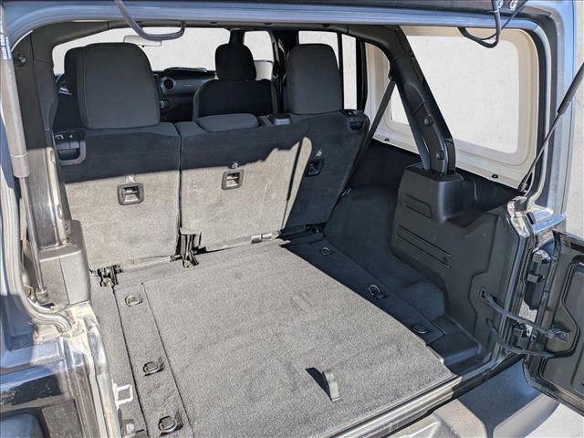 Used 2019 Jeep Wrangler Unlimited Sahara image 19